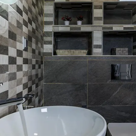 The Mountain Majesty Tatil Evi *